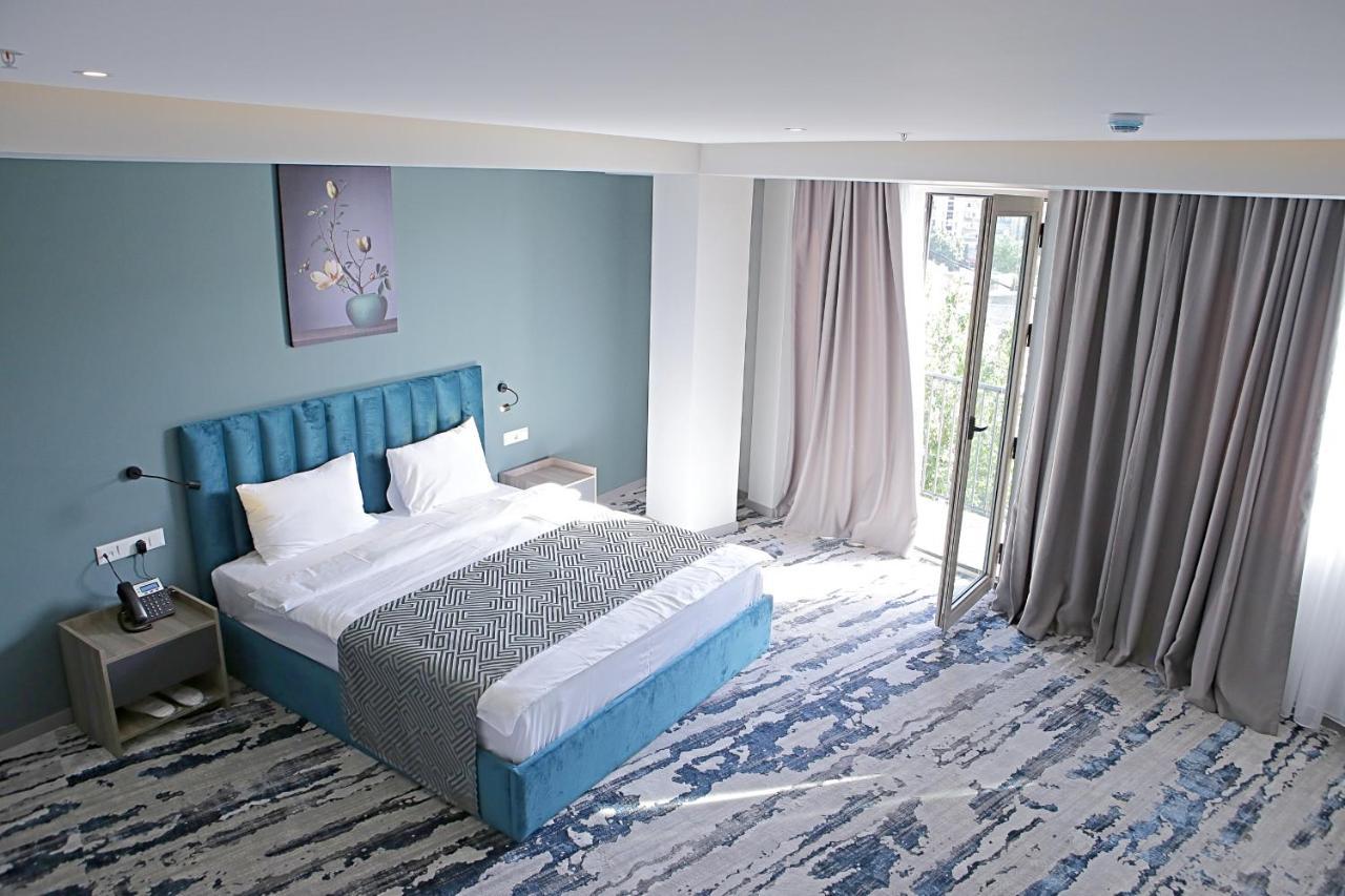 Hotel Address 9D Tbilisi Exterior photo